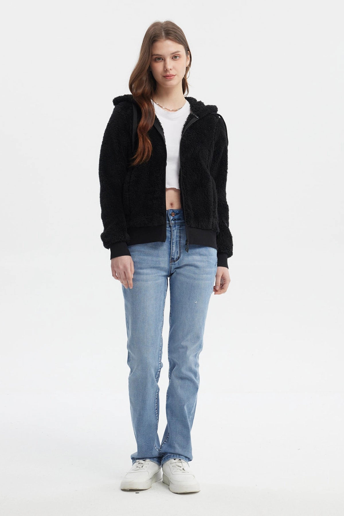 Polar negro para mujer con capucha textura peluda sin estampa diseño liso ideal para el frío estilo casual