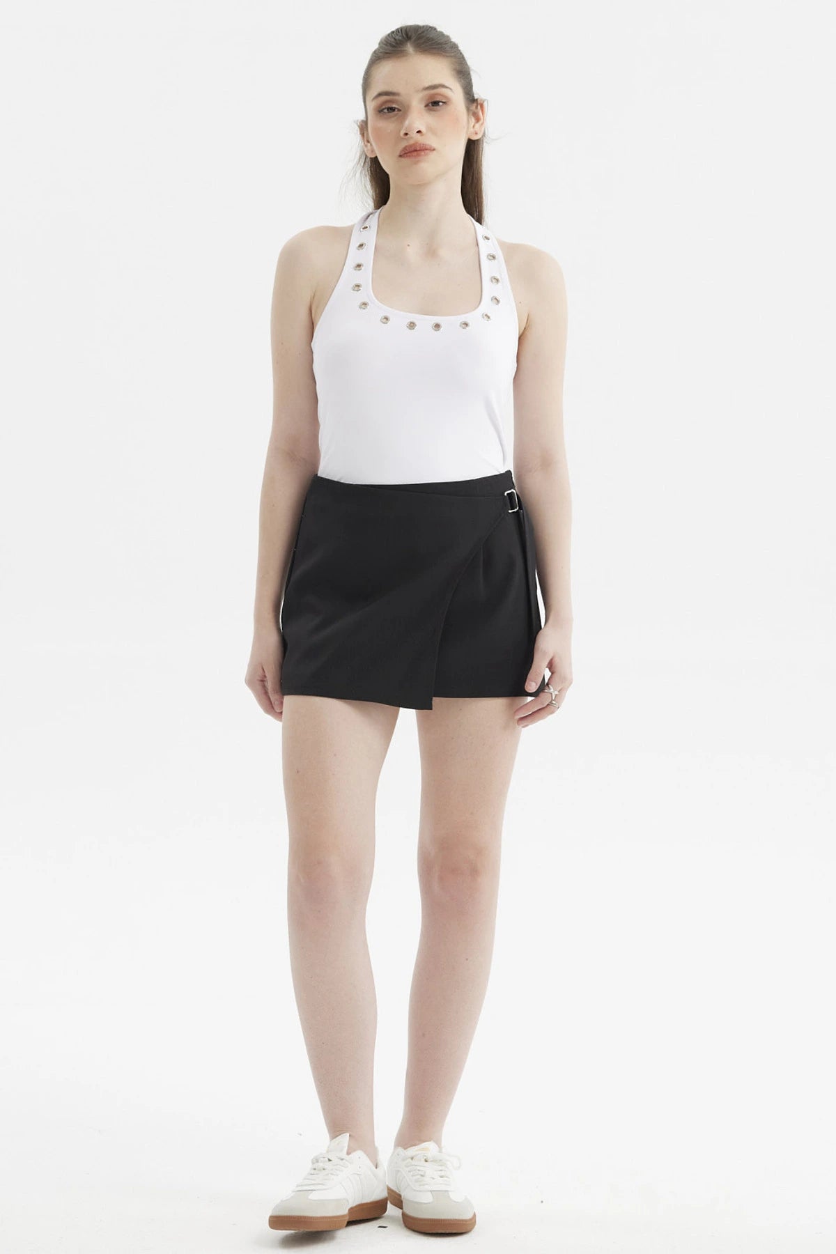 Short Mujer Falda Cruce Delantero Negro