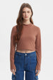 Polera mujer rib camel de manga larga y cuello alto estilo ajustado prenda lisa color camel sin estampa