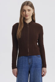 Sweater Mujer Cuello Con Cierre Café Oscuro