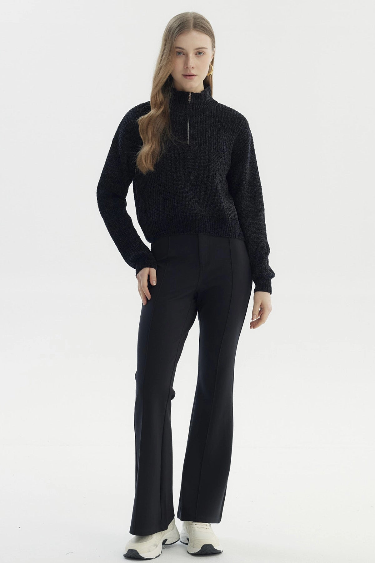 Sweater Mujer Half Zipper Negro