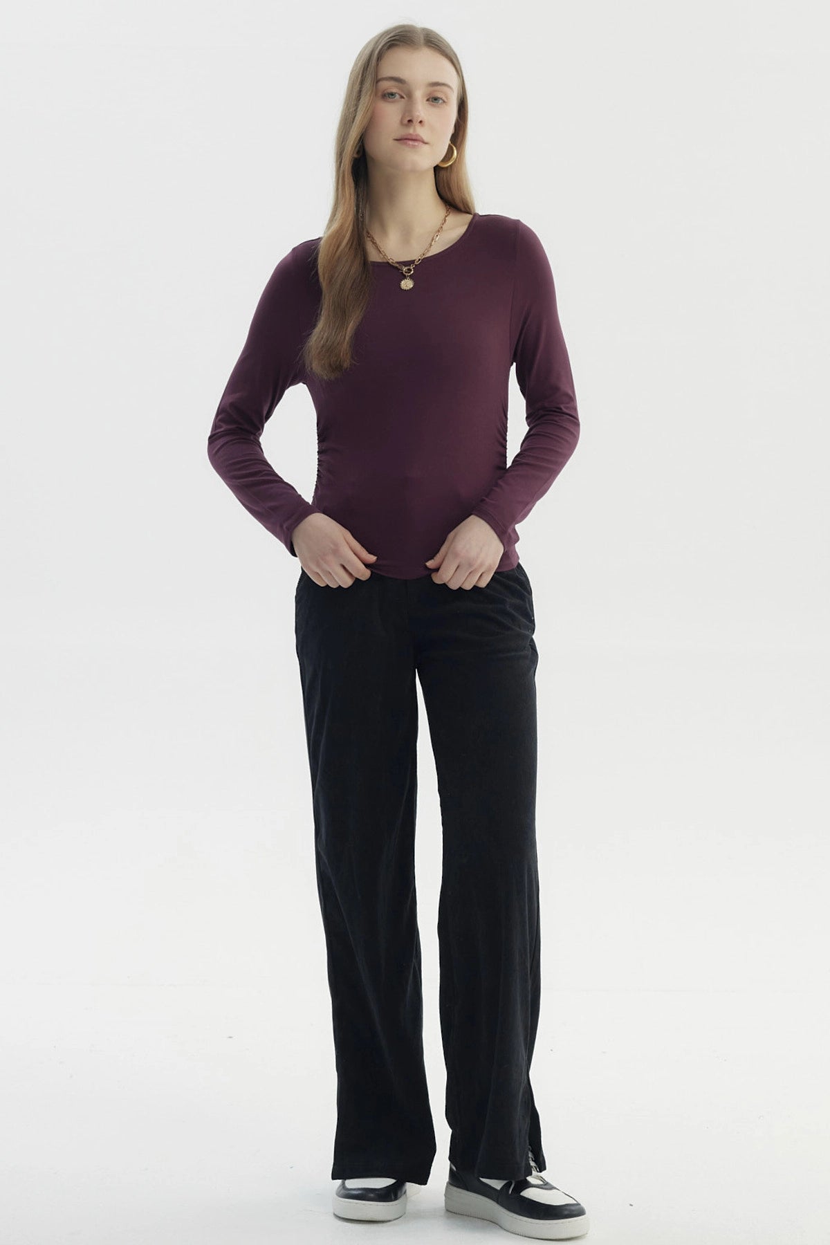 Polera Mujer Slim Burdeo