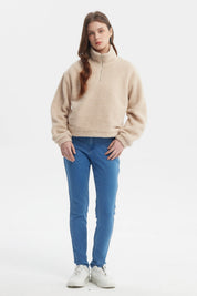 Polar mujer beige oscuro con cuello camisero y textura de felpa sin estampa lisa acogedora para invierno