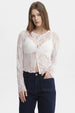 Polera blanca de mujer con botones y encaje floral transparente en todo el frente estilo romántico y delicado