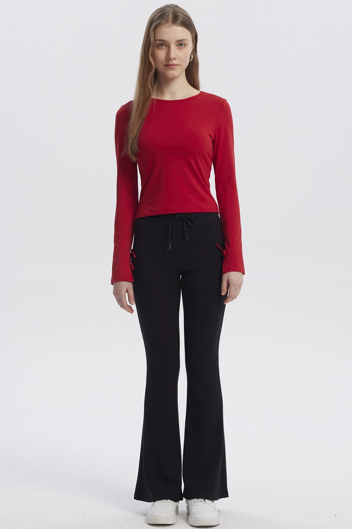 Polera Mujer Lazo Puño Rojo