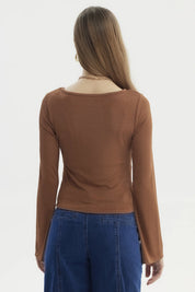 Polera Mujer Flare Recogidos Camel Oscuro