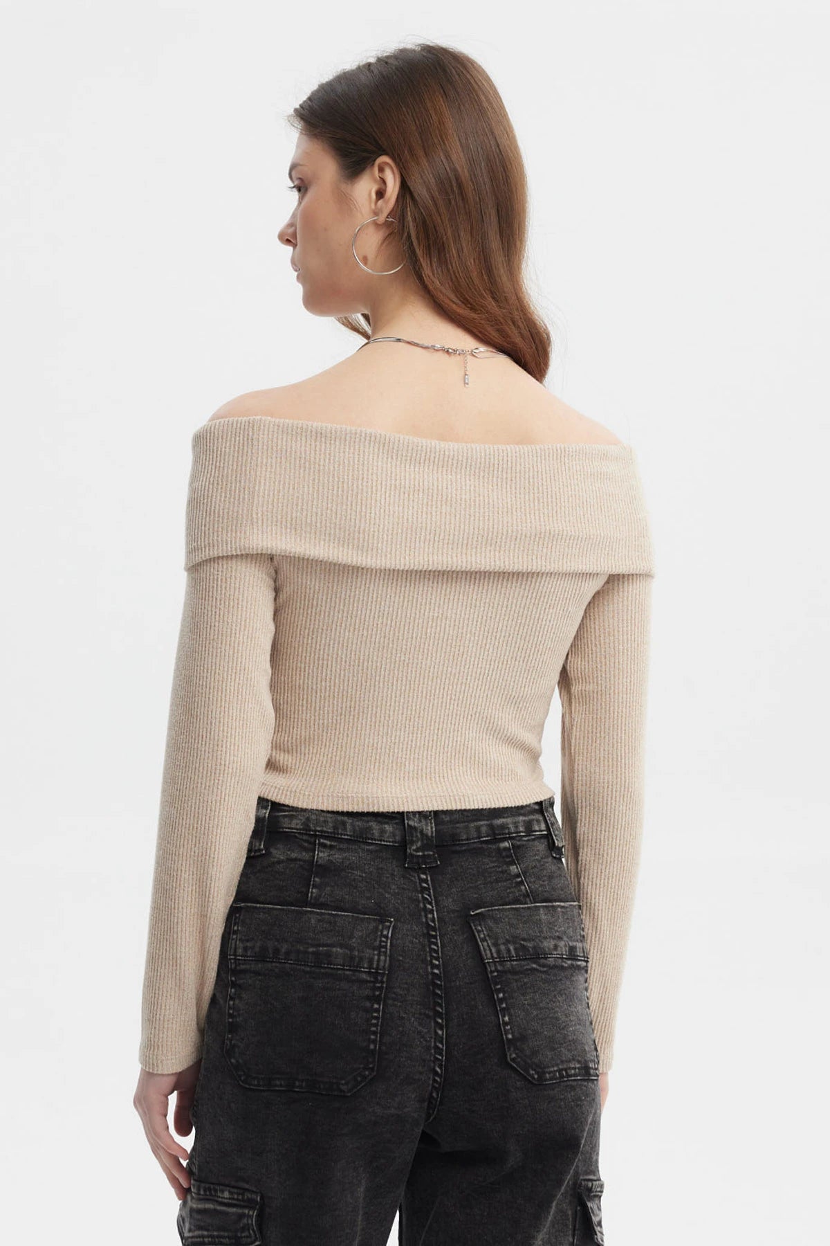 Polera Mujer Slim Hombro Descubierto Beige