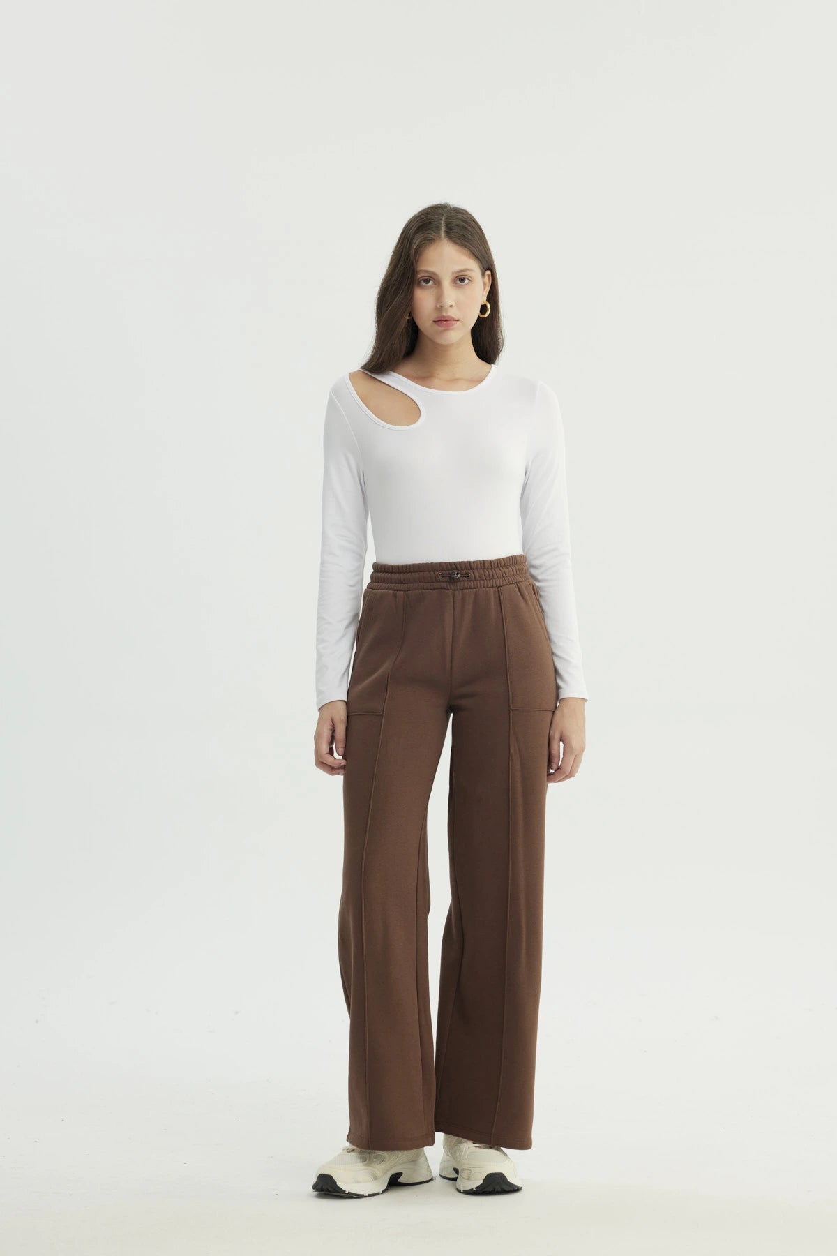 Pantalón Buzo Mujer Wide Leg Café