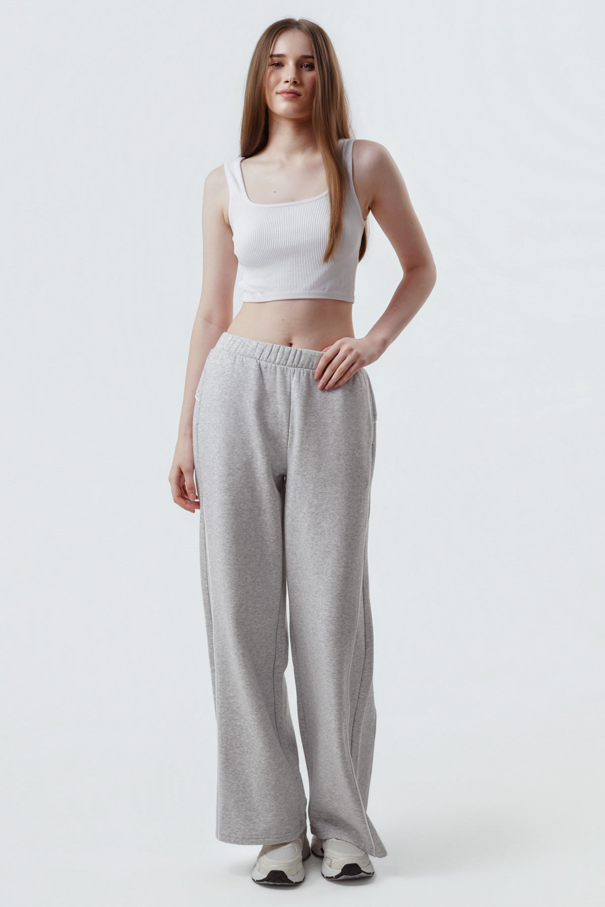 Pantalón Buzo Mujer Wide Leg Gris Melange