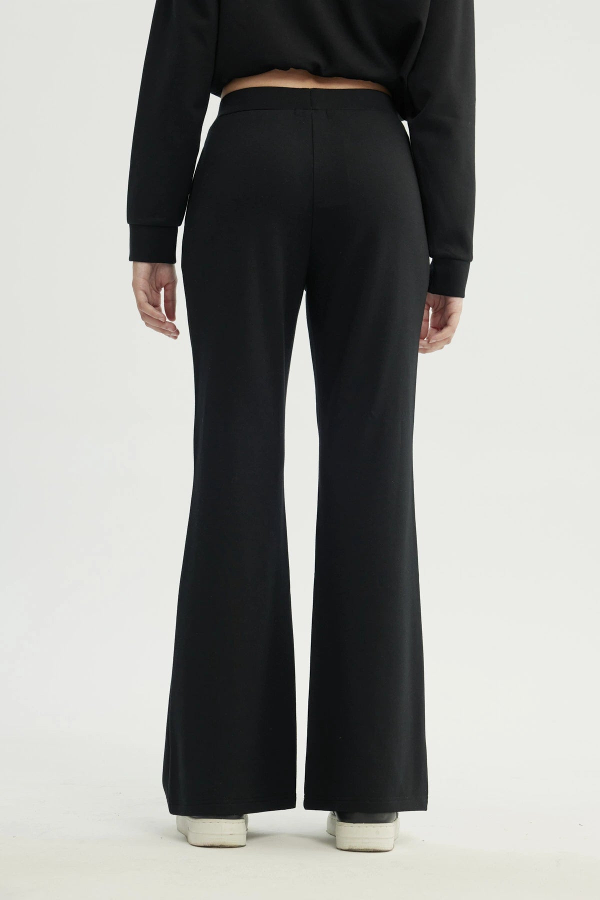 Pantalón Buzo Mujer Basta Evasee Negro