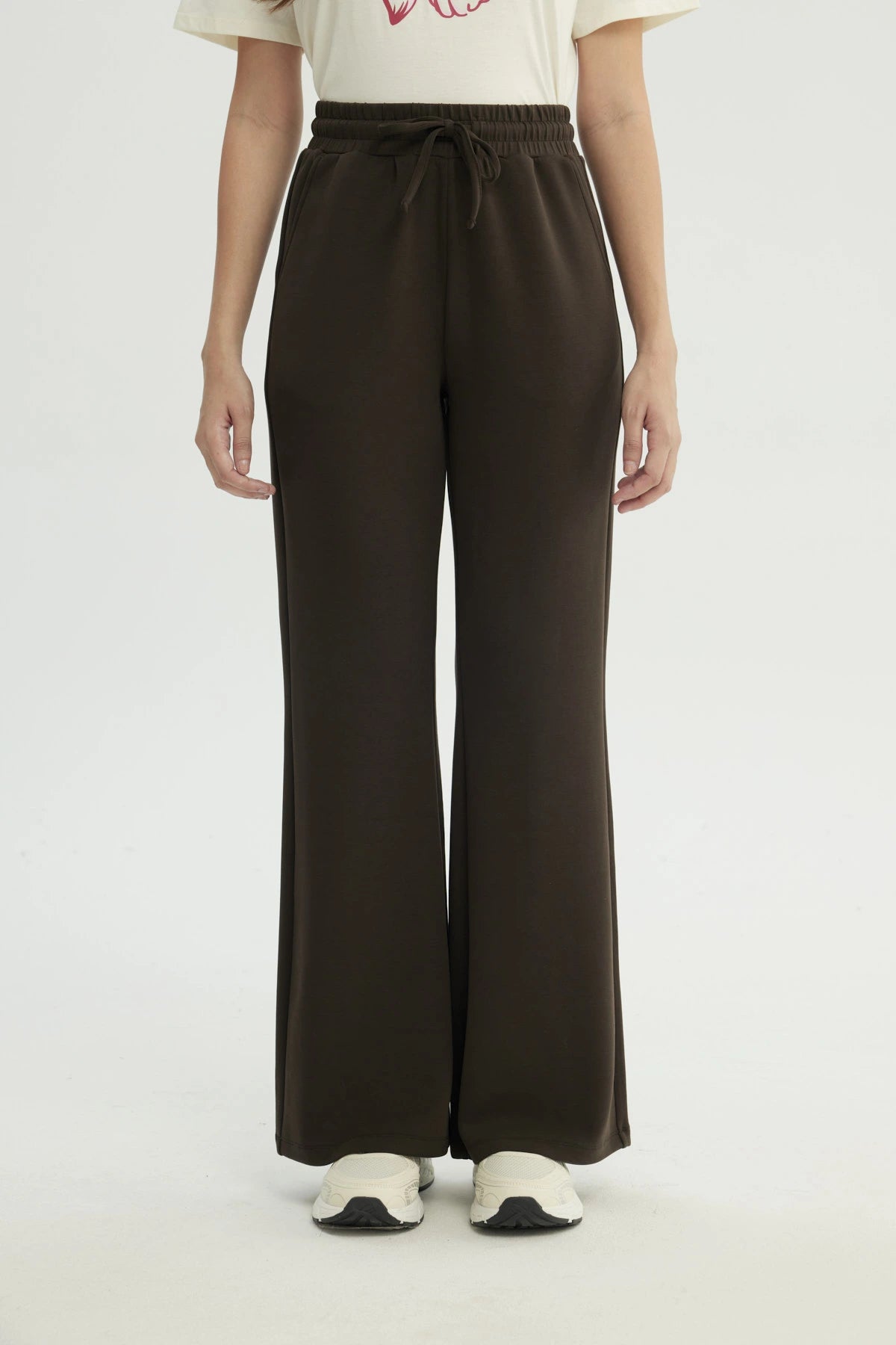Pantalón Buzo Mujer Leve Flare Chocolate
