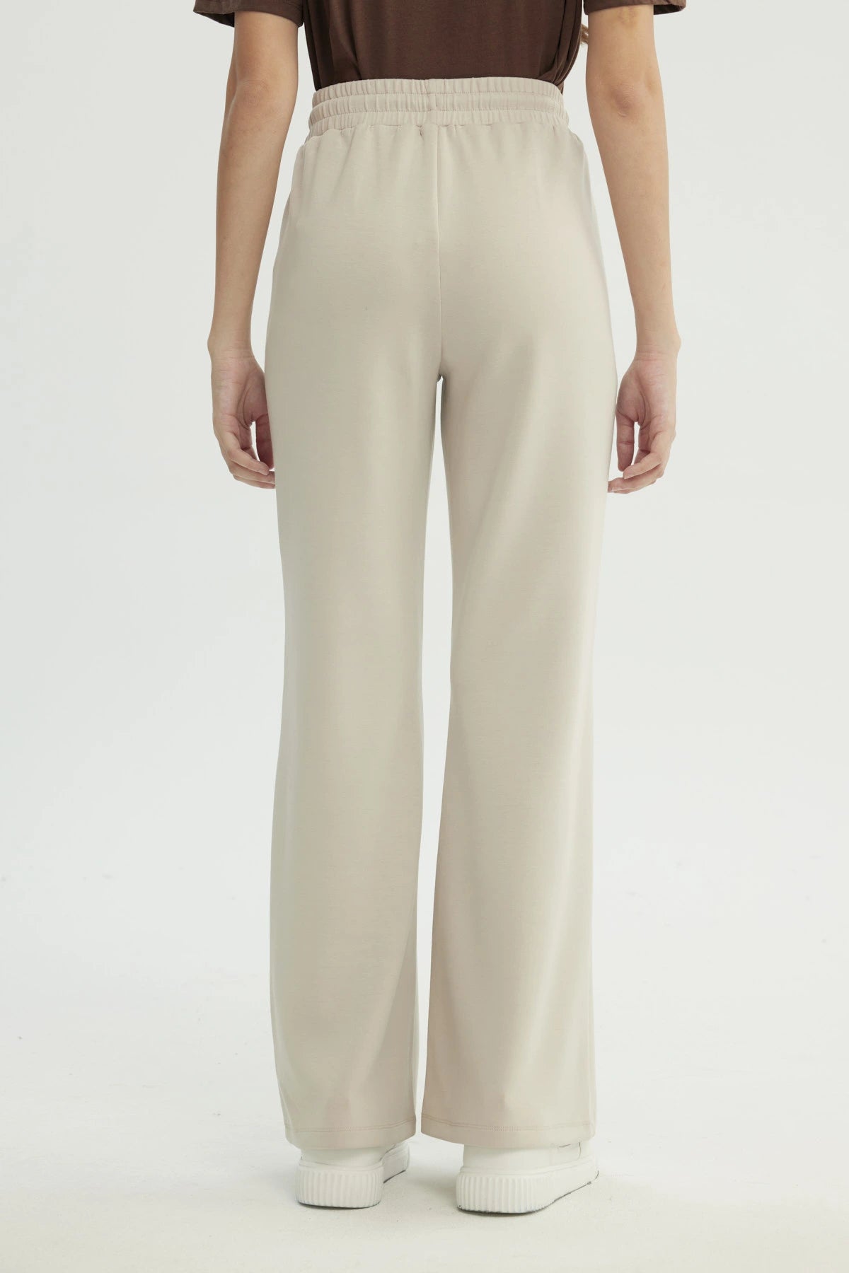 Pantalón Buzo Mujer Leve Flare Beige Claro