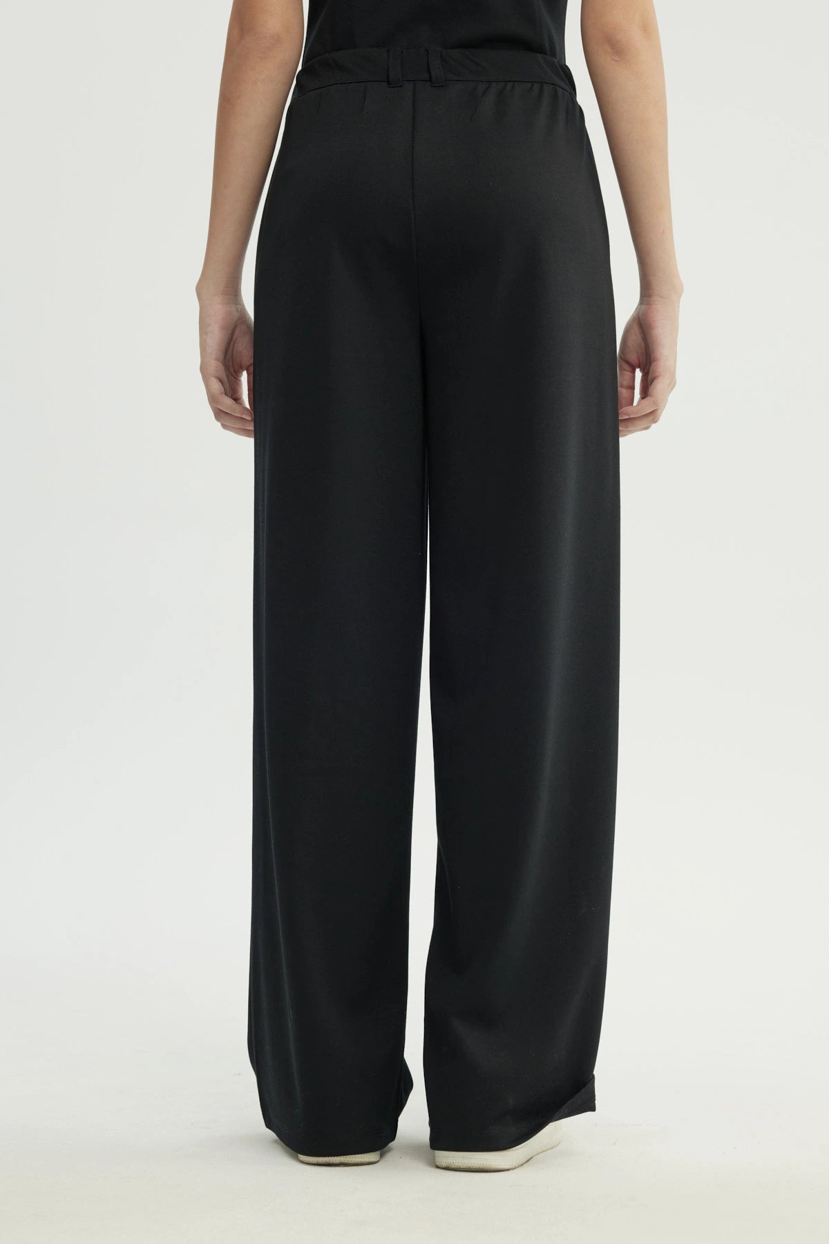 Pantalón Mujer Calce Recto Negro