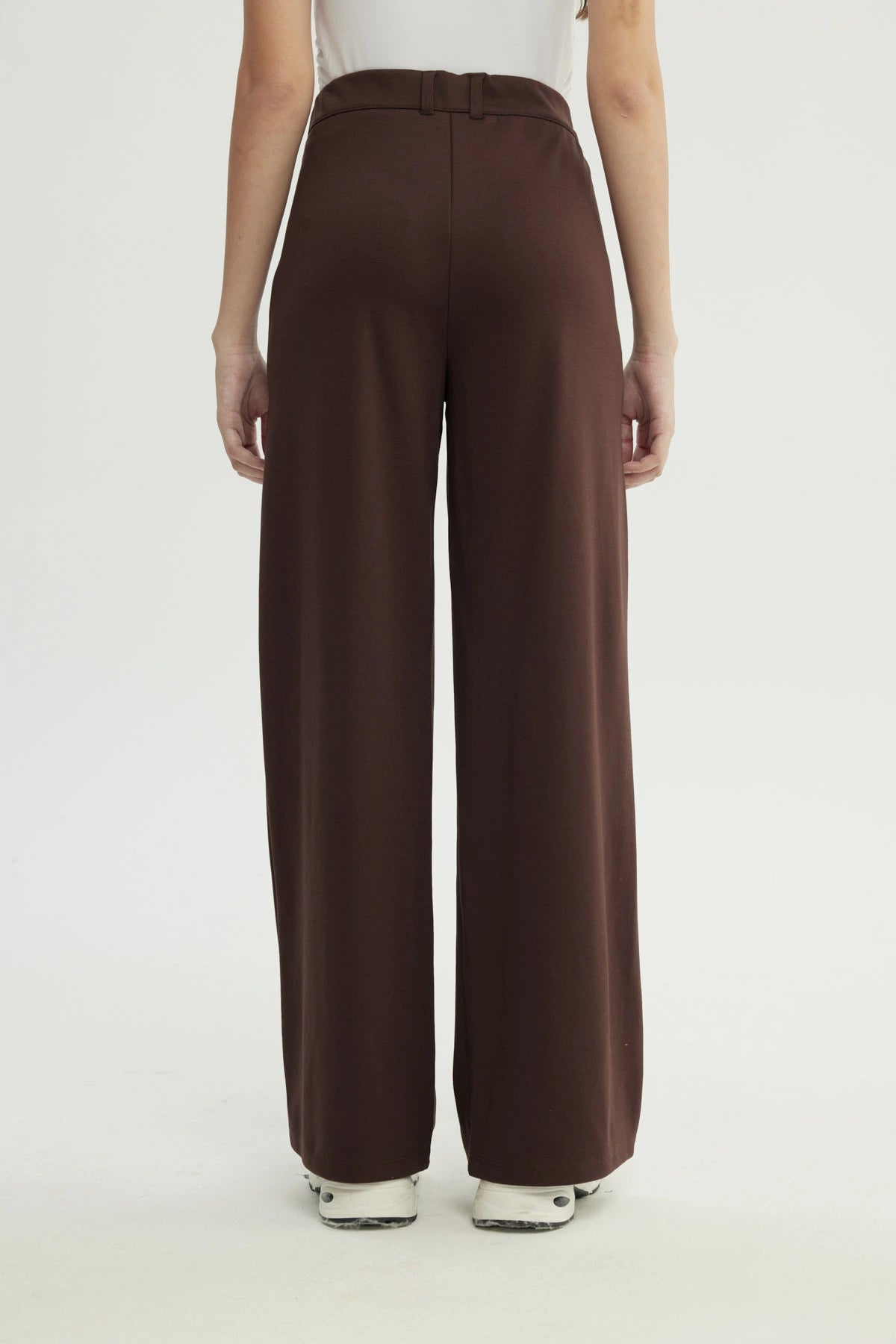Pantalón Mujer Calce Recto Café