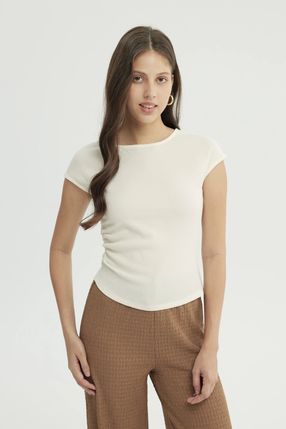 Polera Mujer Slim Fit Crema