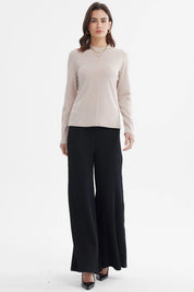 Polera mujer rib lisa beige manga larga cuello redondo sin estampa ideal para looks casuales y elegantes