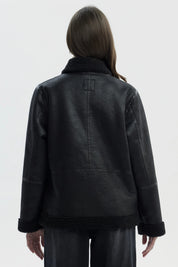 Chaqueta Mujer Slim Cuello Camisero Negro