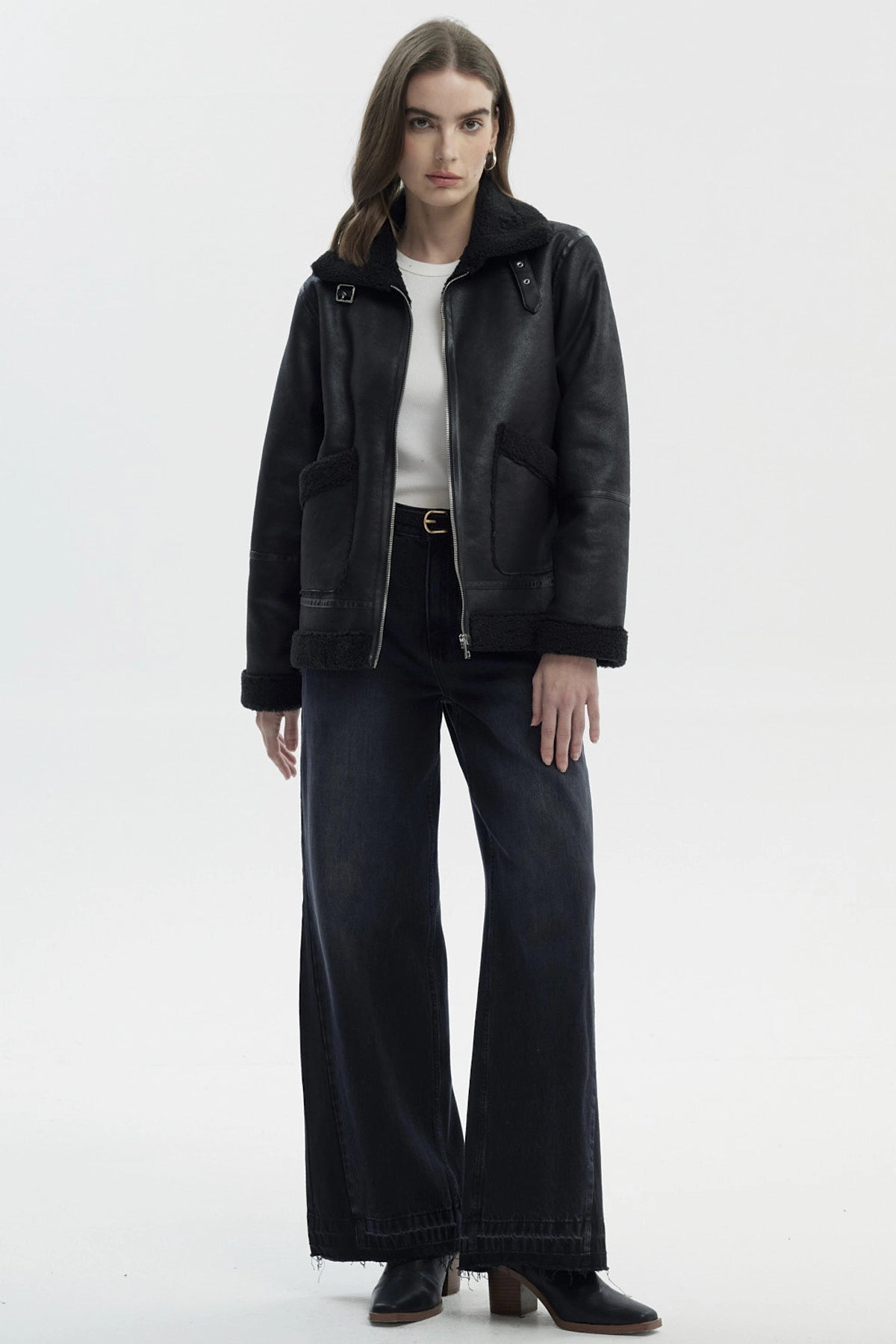 Chaqueta Mujer Slim Cuello Camisero Negro
