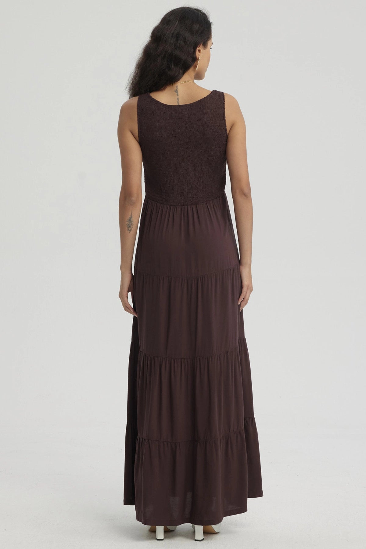 Vestido Mujer Largo En Capas Aplicación Panal Café Oscuro