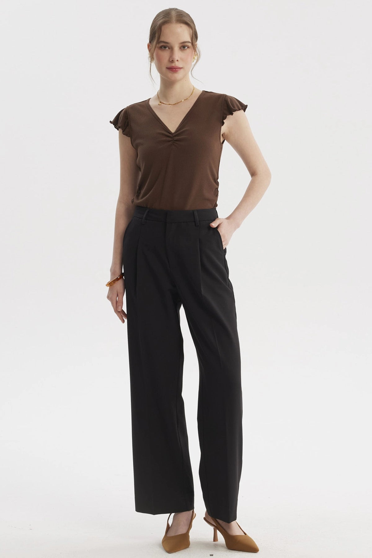 Pantalón sastrero mujer negro calce recto sin estampa elegante y versátil para cualquier ocasión