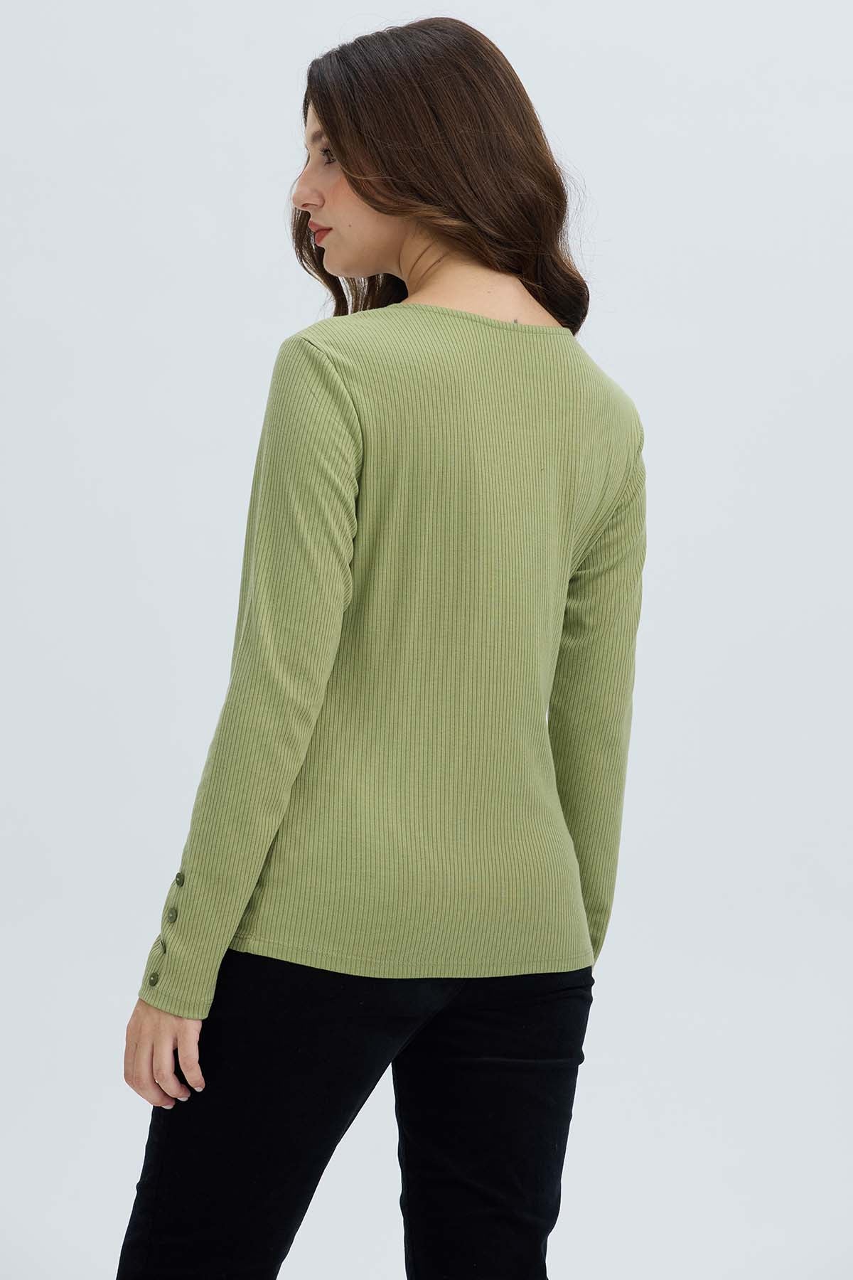 Polera Mujer Botón Rib lisa Verde Musgo