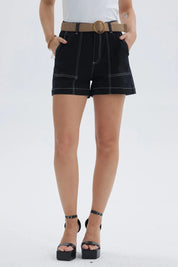 Short Mujer Con Cinturón Negro