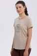 Polera Mujer Print Aplicación Folia Beige