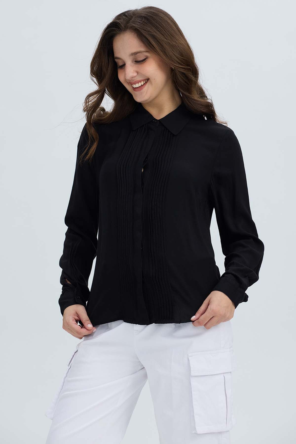Blusa Mujer Abotonada Pliegues Negro