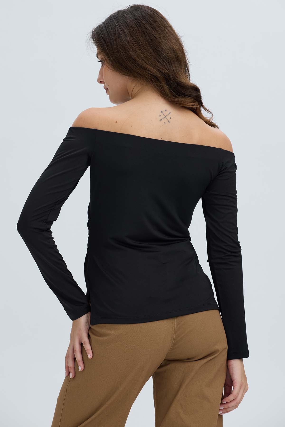 Polera Mujer Escote Bardot Negro
