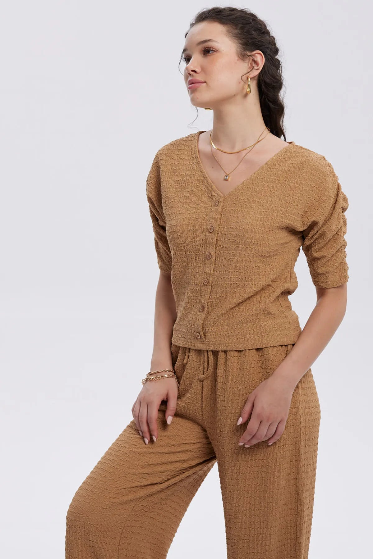Polera Mujer Abotonada Con Textura Beige