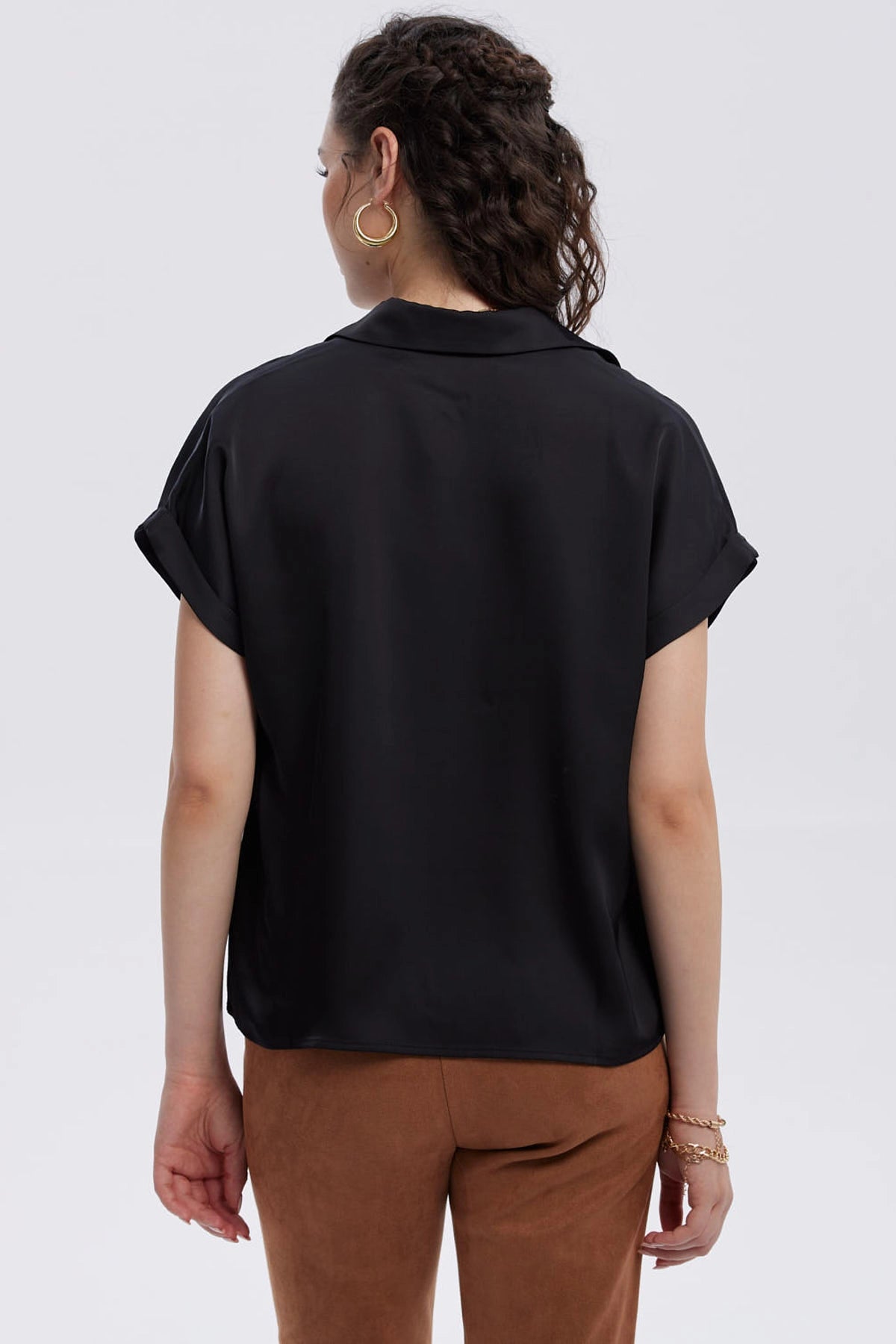Blusa Mujer Satín Abotonada Negro