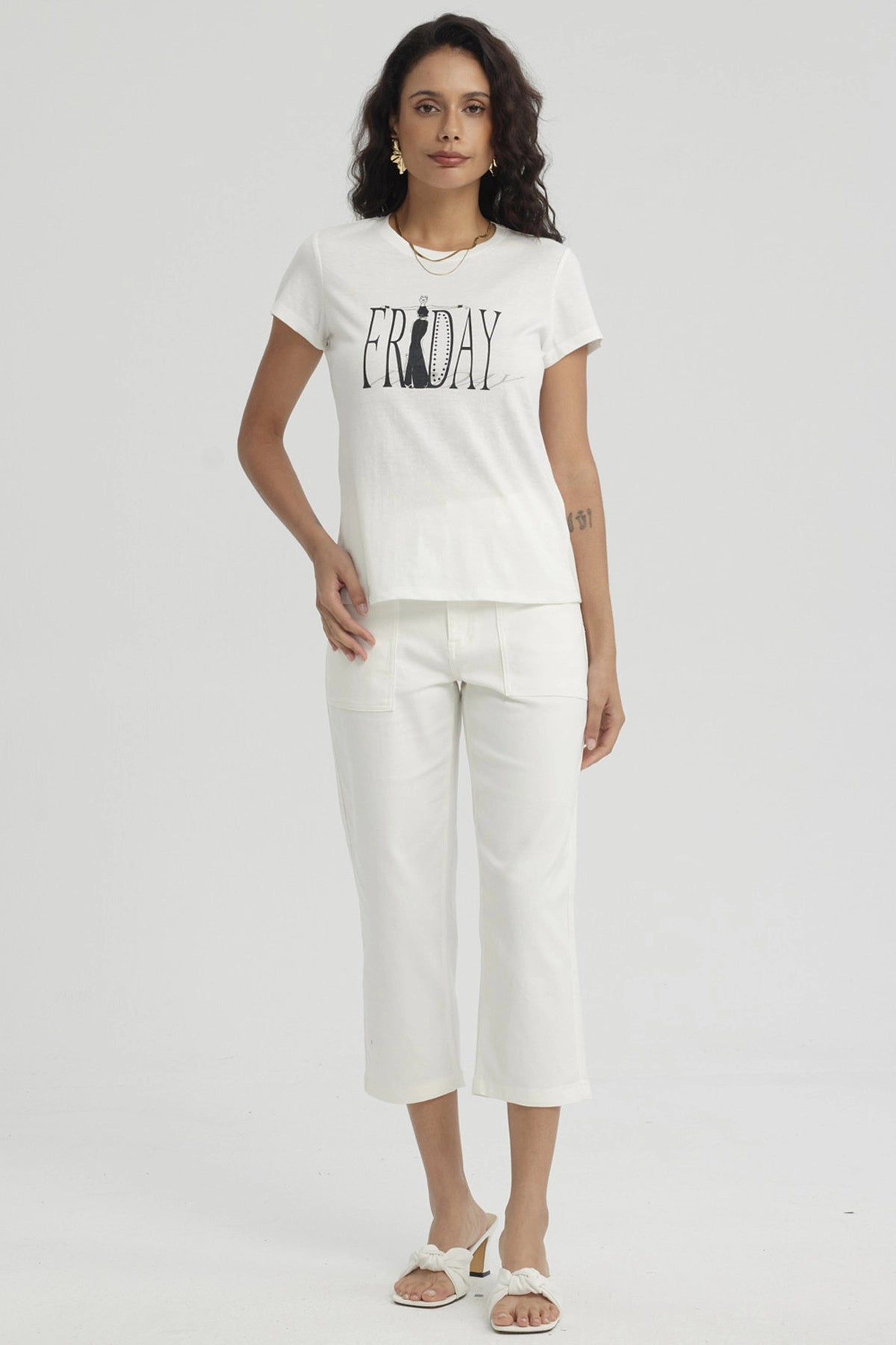 Polera Mujer Print Mujeres Con Aplicación Crudo