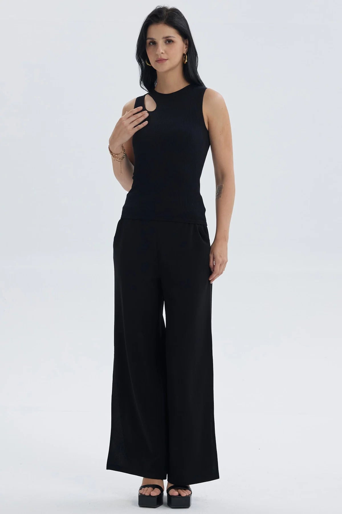 Polera Mujer Lisa Abertura Negro