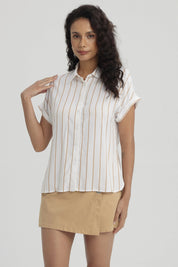 Blusa Mujer Rayada Abotonada Camel