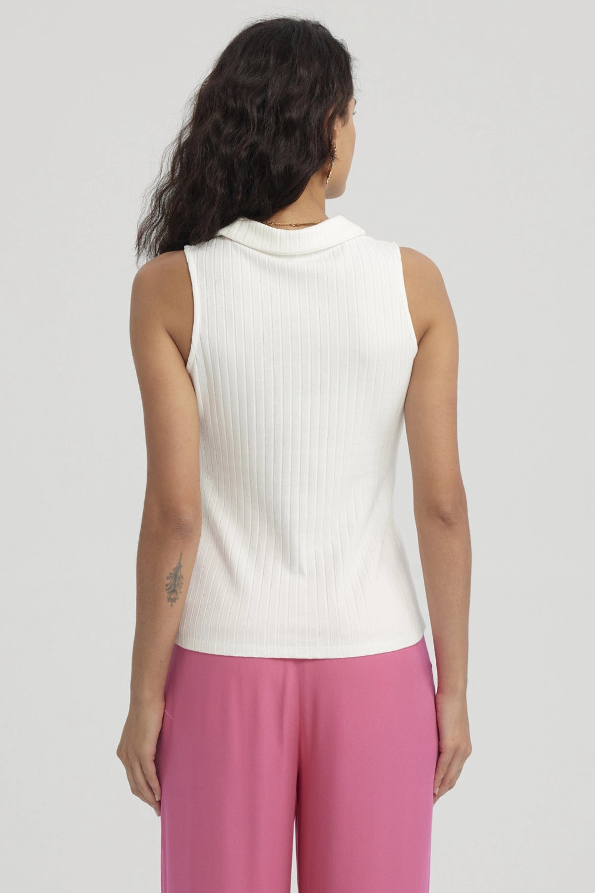 Polera Mujer Rib Medio Cierre Crudo