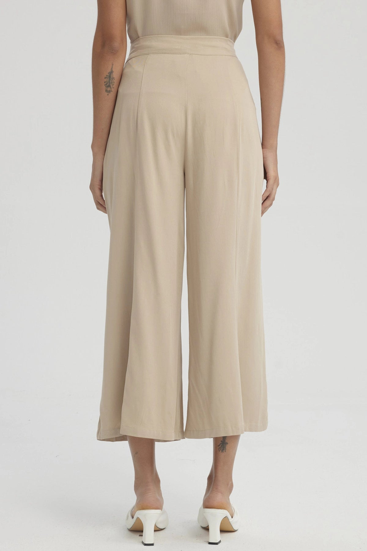 Pescador Mujer Botones Costados Crudo