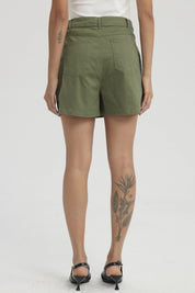 Short Mujer Gabardina Pretina Verde Musgo