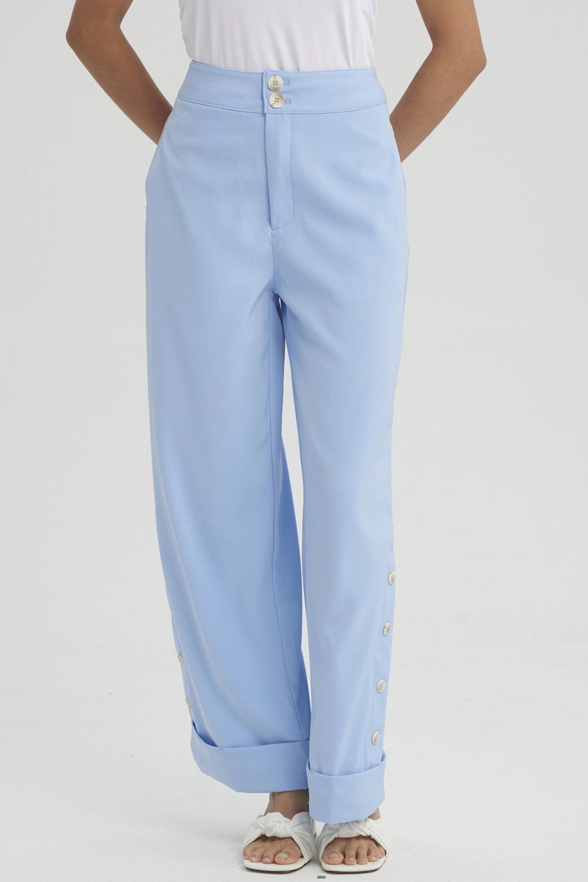 Pantalón Mujer Sastrero Aplicación Botón Costado Celeste