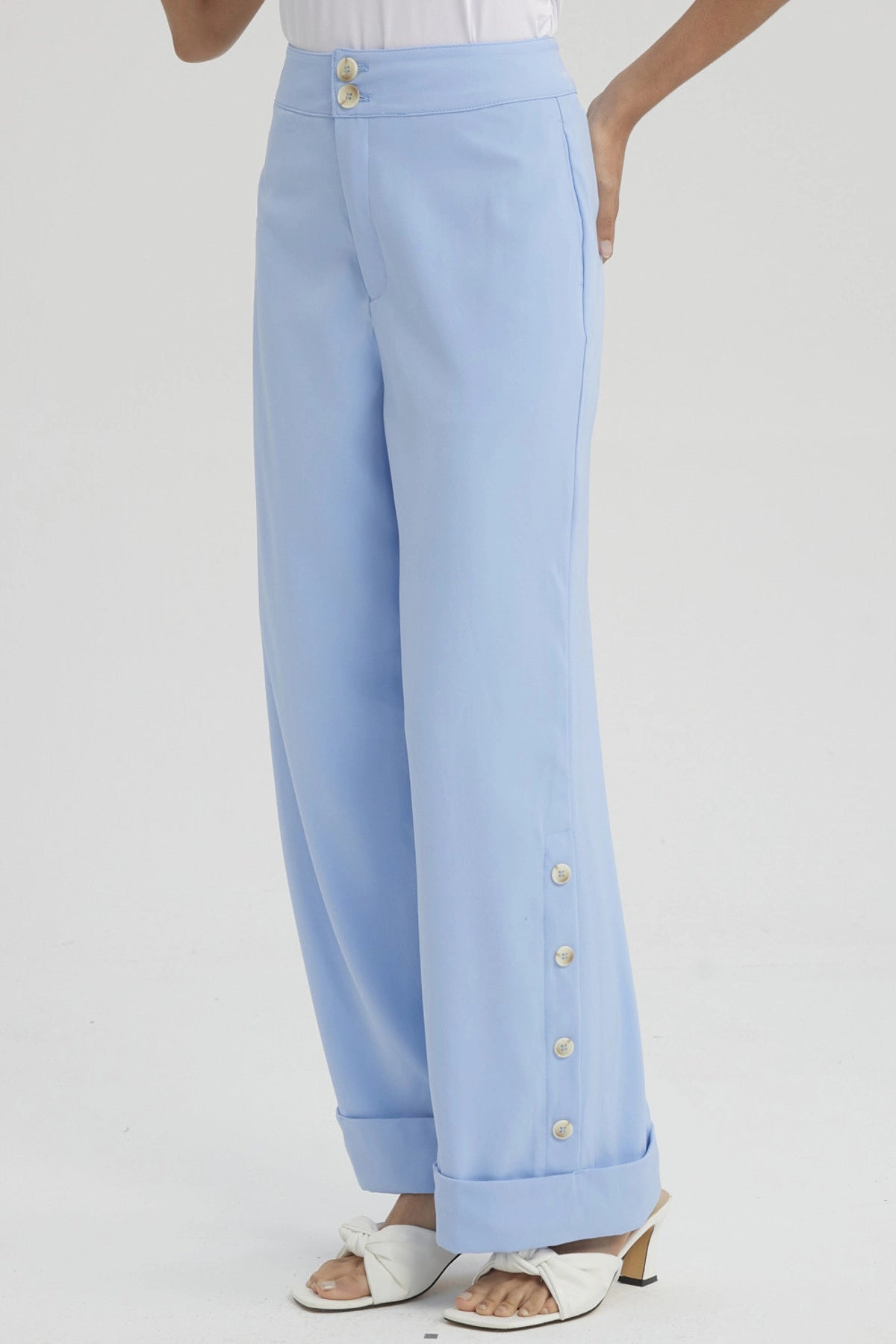 Pantalón Mujer Sastrero Aplicación Botón Costado Celeste