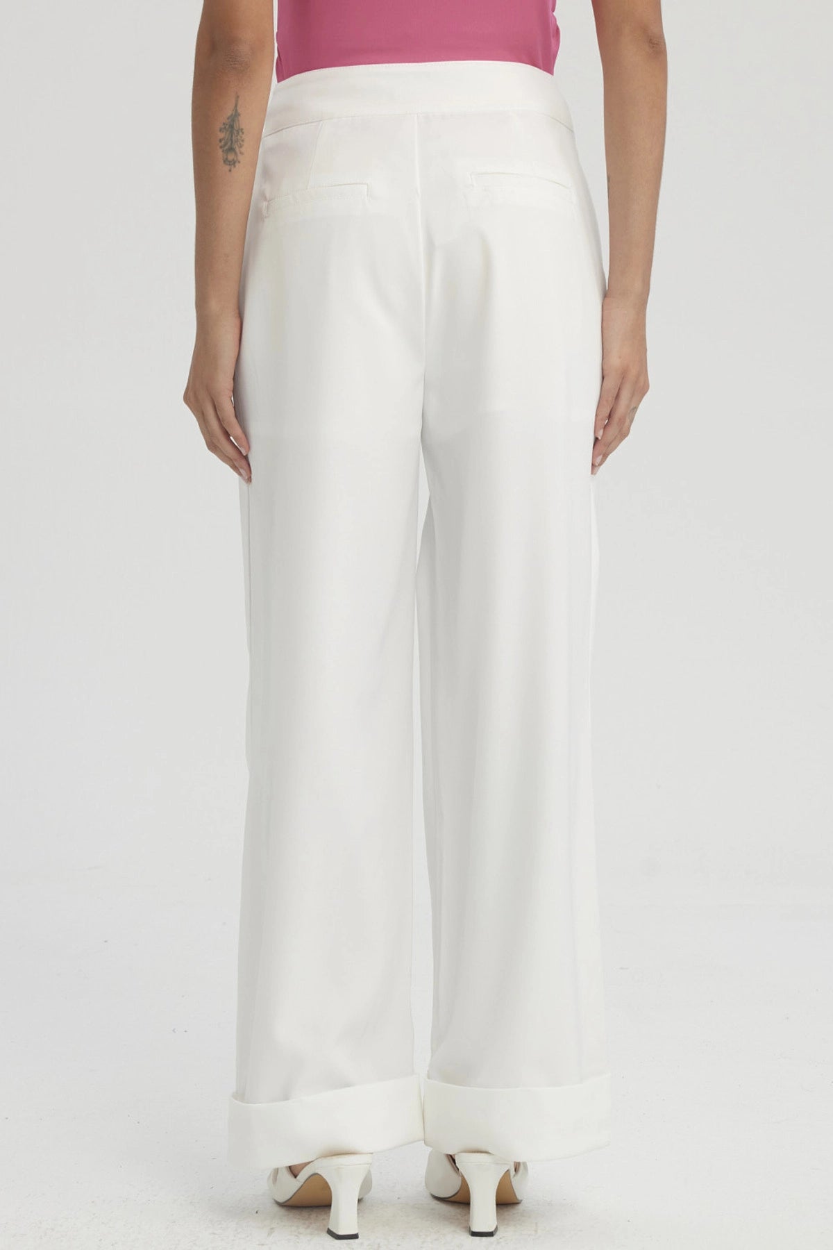 Pantalón Mujer Sastrero Aplicación Botón Costado Crudo