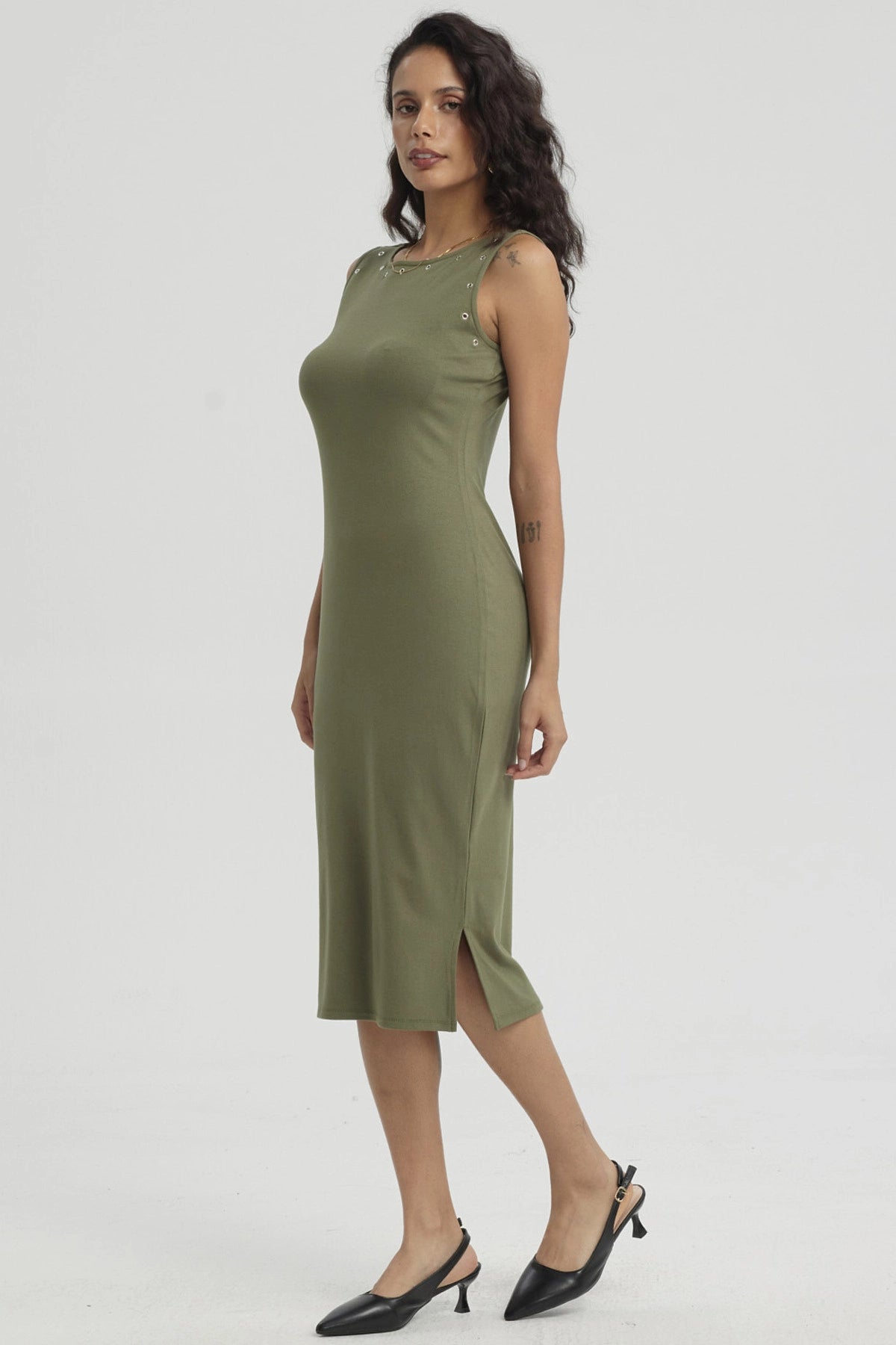 Vestido Mujer Largo Con Ojetillo Verde Musgo
