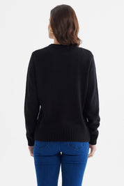 Sweater mujer negro con diseño trenzado en la parte frontal estilo casual sin estampa visible