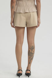 Short Mujer Elasticada Aplicación Beige Claro