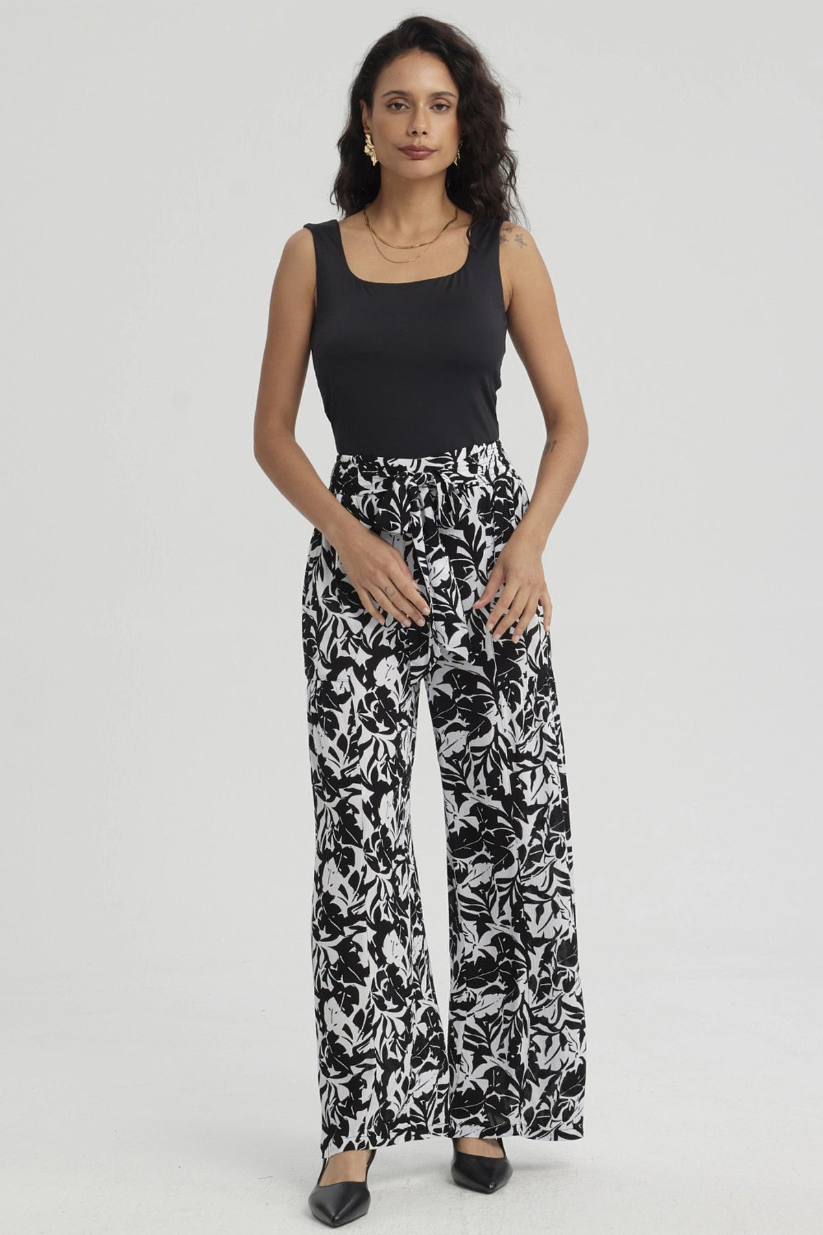 Polera Mujer Escote Cuadrado Negro