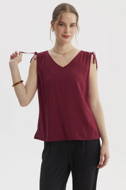 Blusa sin mangas vino con lazo en hombros estilo liso ajuste suelto y escote en V