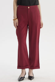 Pantalón sastrero mujer color vino con dobladillo en la basta diseño liso botón frontal crema sin estampado visible
