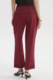 Pantalón sastrero mujer color vino con dobladillo en la basta diseño liso botón frontal crema sin estampado visible