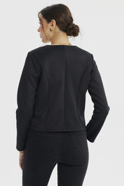 Blazer negro liso sin solapa para mujer con ajuste entallado y dos bolsillos frontales pequeños