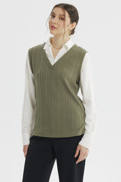 Sweater mujer verde olivo sin mangas de tejido canalé con escote en V prenda lisa