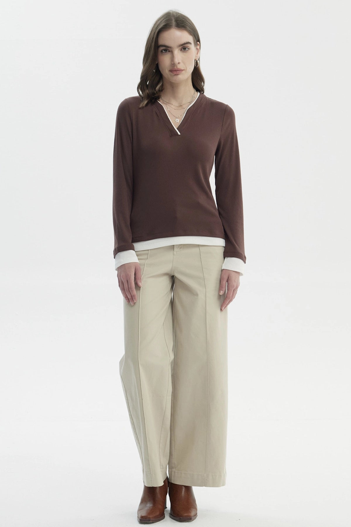 Polera Mujer Slim Café Claro